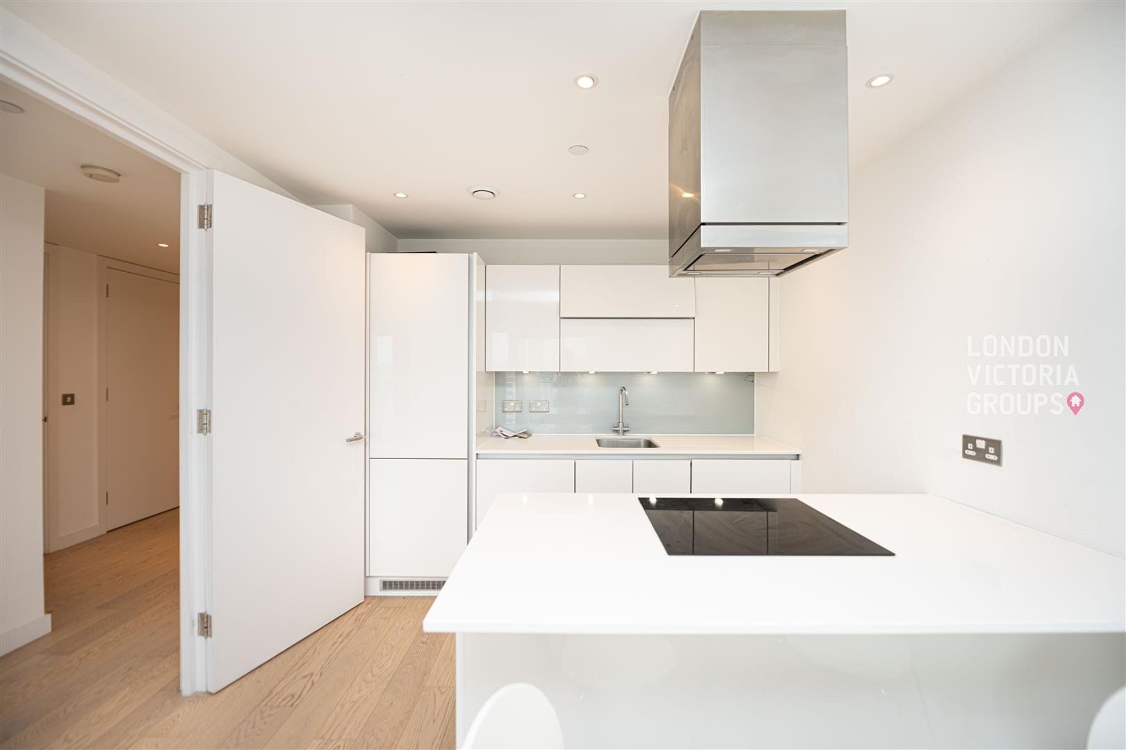 Horizons Tower, 1 Yabsley Street, London